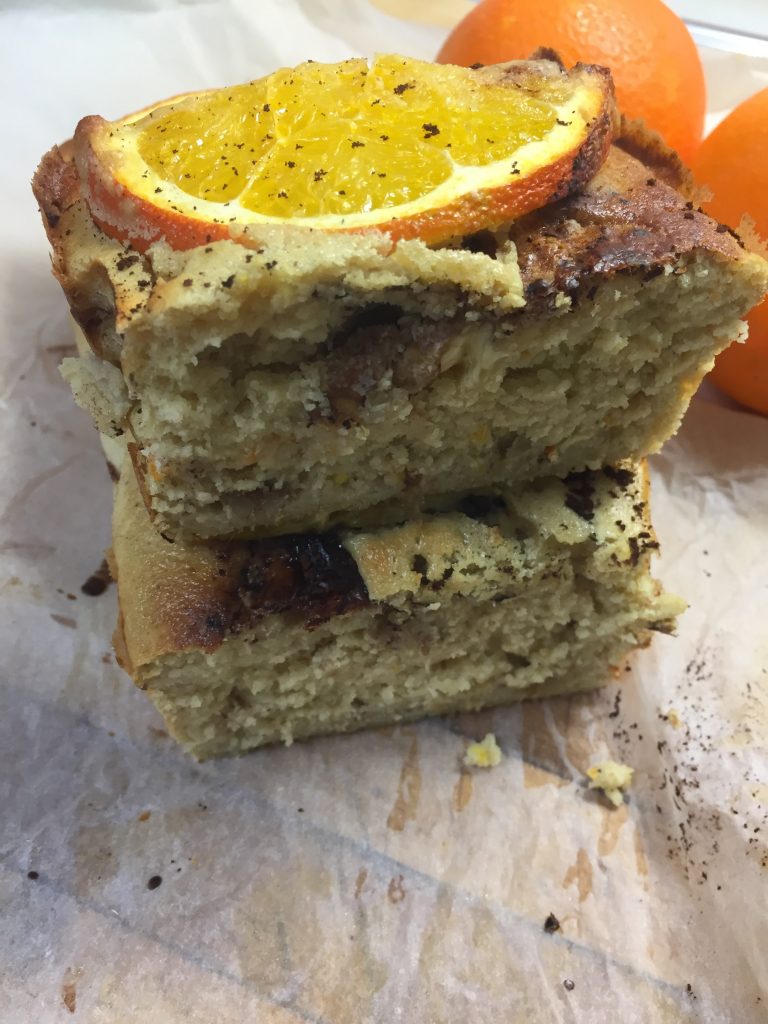 bizcocho con canela, naranja y nueces