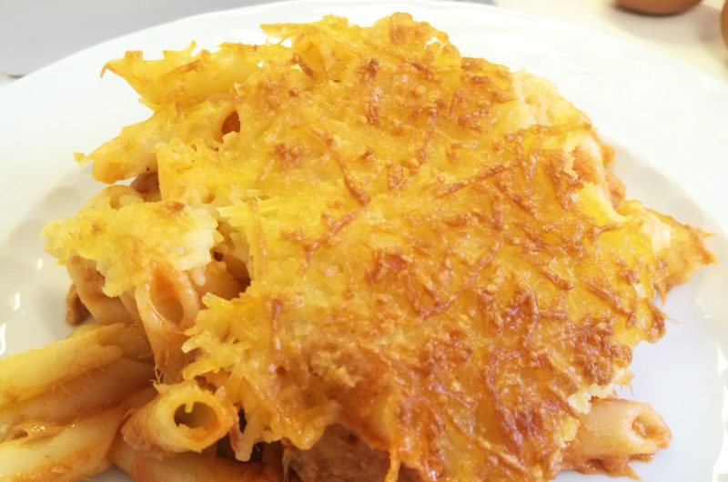 Macarrones con atún y tomate