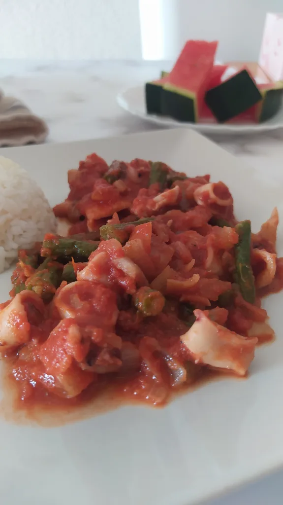calamar encebollado